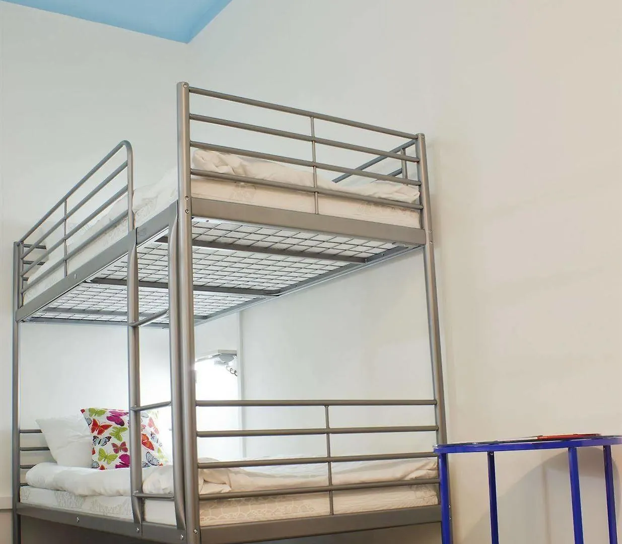 Warsaw Downtown Hostel